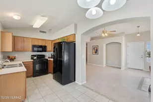 8177 S Via Elemental, Tucson, AZ 85747 - Photo 9