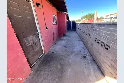 2528 N Fontana Avenue, Tucson, AZ 85705 - Photo 19