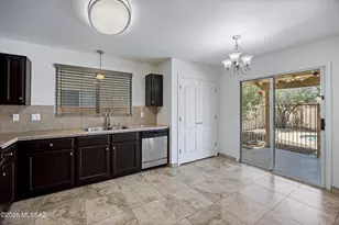 6966 W Amarante Dr, Tucson, AZ 85743 - Photo 11