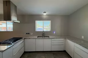 6902 E 2nd St, Tucson, AZ 85710 - Photo 7