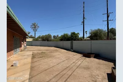 6902 E 2nd Street, Tucson, AZ 85710 - Photo 23