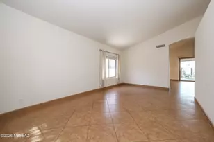 680 S Lucinda Dr, Tucson, AZ 85748 - Photo 7