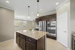 7976 S Dolphin Way, Tucson, AZ 85756 - Photo 9