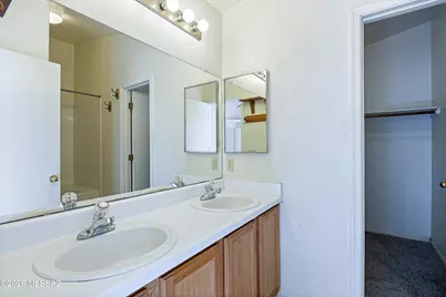 7835 S Lennox Lane, Tucson, AZ 85747 - Photo 15