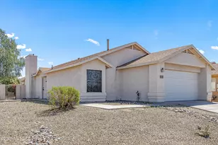 7835 S Lennox Ln, Tucson, AZ 85747 - Photo 1