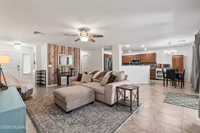 860 W Placita El Cauce Rico, Green Valley, AZ 85614 - Photo 13
