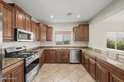 1283 W Vinovo Pass, Oro Valley, AZ 85755 - Photo 11