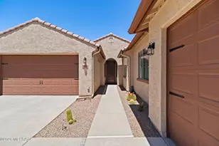 734 West Camino Curvitas, Sahuarita, AZ 85629 - Photo 5