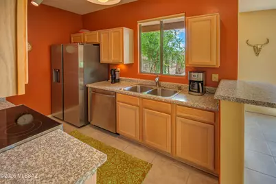 3697 S Paseo De Los Nardos, Green Valley, AZ 85614 - Photo 11