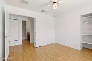 9724 N Oak Shadows Pl, Tucson, AZ 85737 - Photo 11