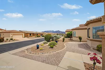 2329 W Calle Balaustre, Green Valley, AZ 85622 - Photo 15