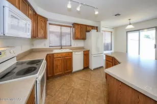 4279 E Ocotillo Desert Trail, Tucson, AZ 85706 - Photo 9