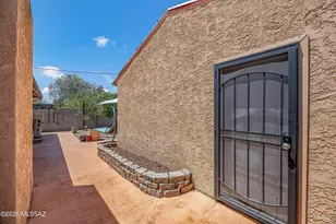 2721 E 20th St, Tucson, AZ 85716 - Photo 25