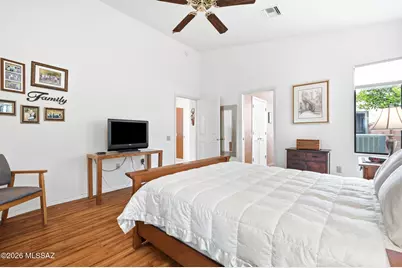 312 N Royal Bell Drive, Green Valley, AZ 85614 - Photo 29