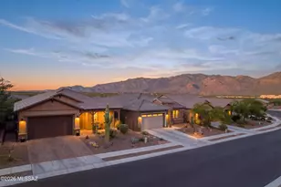 685 E Kalalau Dr, Oro Valley, AZ 85755 - Photo 3