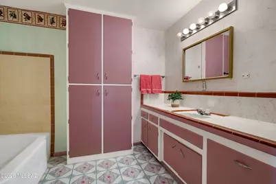 6077 E 20th Street, Tucson, AZ 85711 - Photo 3