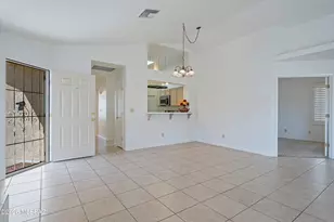 2610 W Chamberlain St, Tucson, AZ 85745 - Photo 5