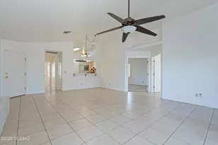 2610 W Chamberlain St, Tucson, AZ 85745 - Photo 9
