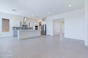 30660 S Osprey Dr, Oracle, AZ 85623 - Photo 3
