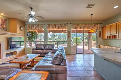 2303 E Desert Pueblo Pass, Green Valley, AZ 85614 - Photo 9