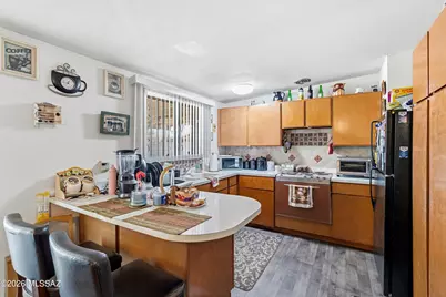 145 S Evelyn Avenue, Tucson, AZ 85710 - Photo 7