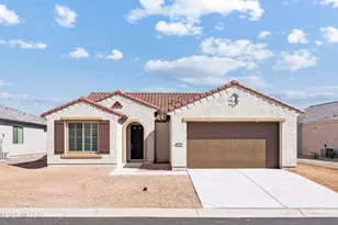 1864 N Riposte Dr, Green Valley, AZ 85614 - Photo 1