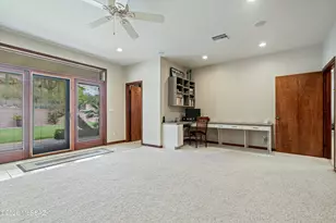 3892 N Mountain Cove Dr, Tucson, AZ 85750 - Photo 33