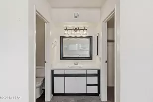 7610 E Callisto Cir, Tucson, AZ 85715 - Photo 13