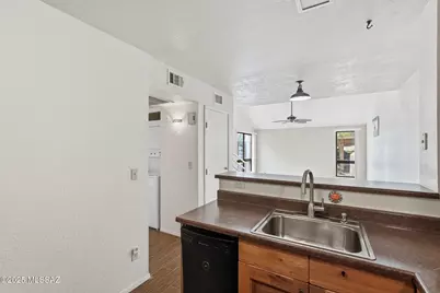 7610 E Callisto Circle #45, Tucson, AZ 85715 - Photo 7