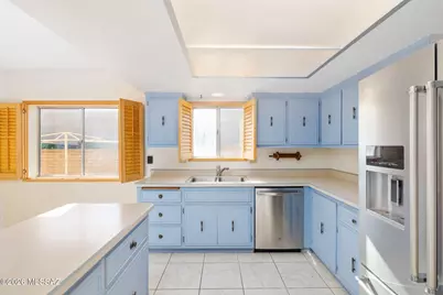3770 N Knollwood Circle, Tucson, AZ 85750 - Photo 17