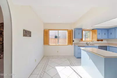 3770 N Knollwood Circle, Tucson, AZ 85750 - Photo 15