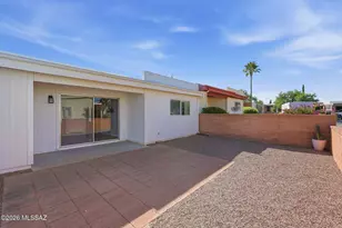 307 N Calle Del Chancero, Green Valley, AZ 85614 - Photo 5