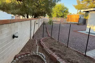 8175 E 20th St, Tucson, AZ 85710 - Photo 27