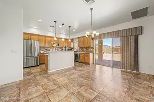 8273 N Amber Burst Dr, Tucson, AZ 85745 - Photo 11