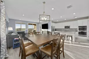 7956 S Silver Lillie Way, Tucson, AZ 85747 - Photo 15