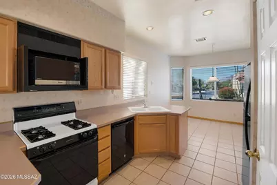 1502 E Painted Colt Loop, Tucson, AZ 85719 - Photo 11