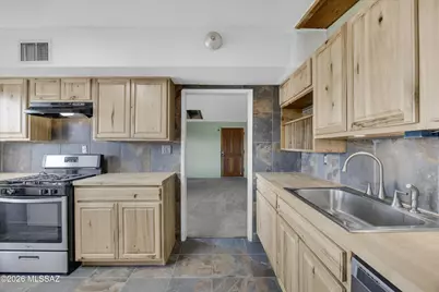 211 S Avenue B, San Manuel, AZ 85631 - Photo 9