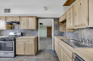 211 S Ave B, San Manuel, AZ 85631 - Photo 9