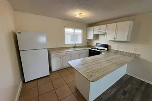 2151 S Winstel Ave, Tucson, AZ 85713 - Photo 11