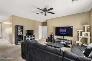 5669 W King Snake Dr, Tucson, AZ 85742 - Photo 13