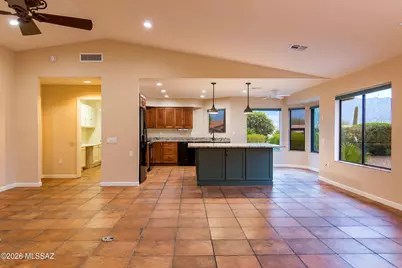 1176 E Rising Sun Drive, Oro Valley, AZ 85755 - Photo 11