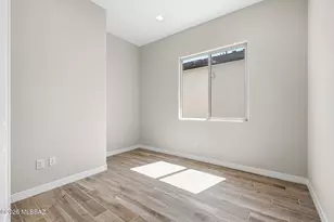878 N Astronomer Ln, Green Valley, AZ 85614 - Photo 15