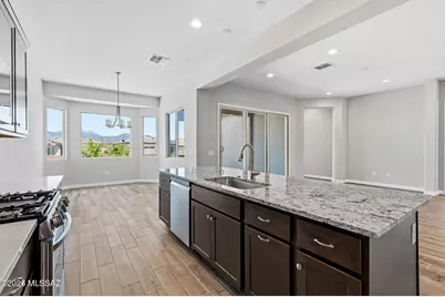 878 N Astronomer Lane, Green Valley, AZ 85614 - Photo 9