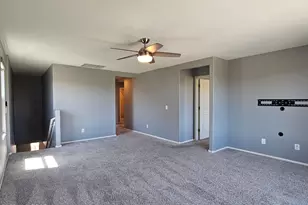 10679 W Golson Dr, Marana, AZ 85653 - Photo 17