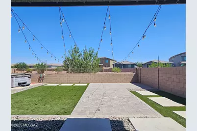 10679 W Golson Drive, Marana, AZ 85653 - Photo 31