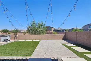 10679 W Golson Dr, Marana, AZ 85653 - Photo 31