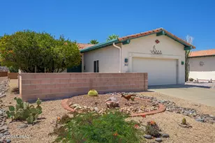 297 N Crescent Bell Dr, Green Valley, AZ 85614 - Photo 1
