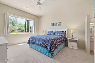 297 N Crescent Bell Dr, Green Valley, AZ 85614 - Photo 15