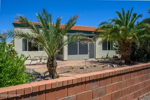 297 N Crescent Bell Dr, Green Valley, AZ 85614 - Photo 5