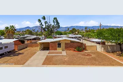 8041 E Julia Street, Tucson, AZ 85710 - Photo 3
